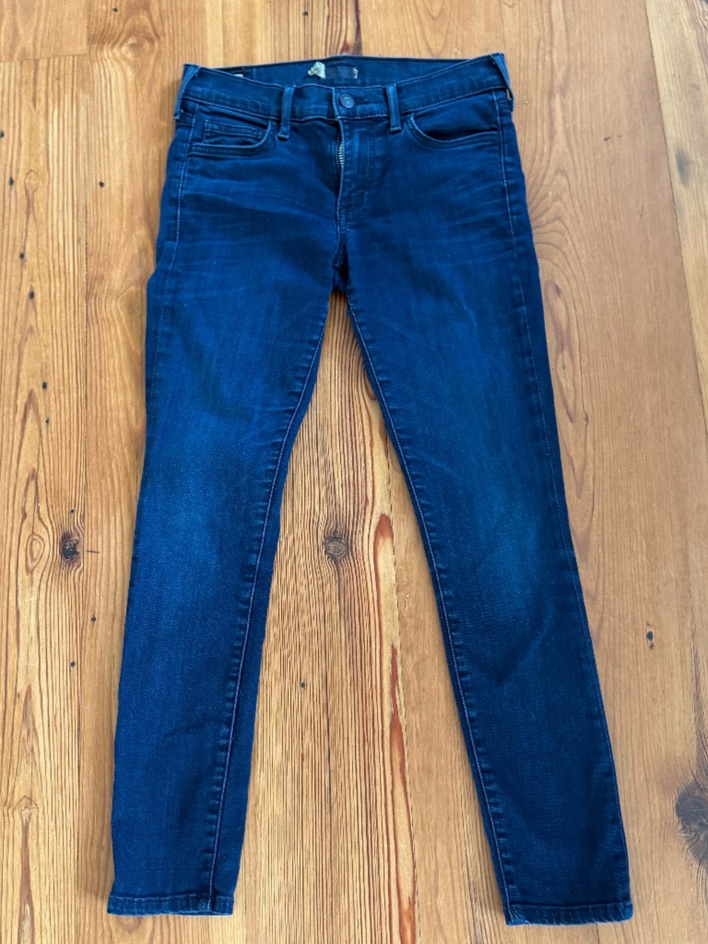True Religion Halle Mid Rise Super Skinny Jean Size 26 Dark Wash